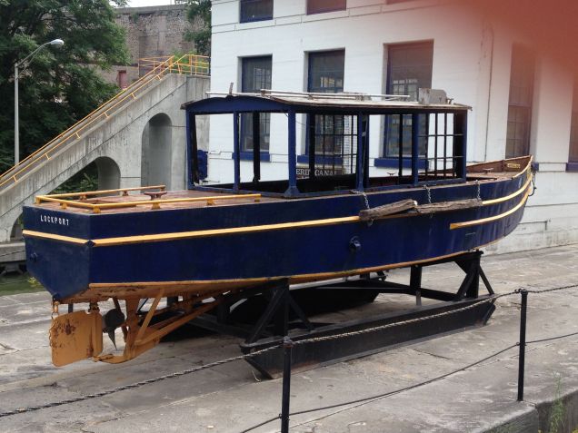 Another buoy boat...so cute!